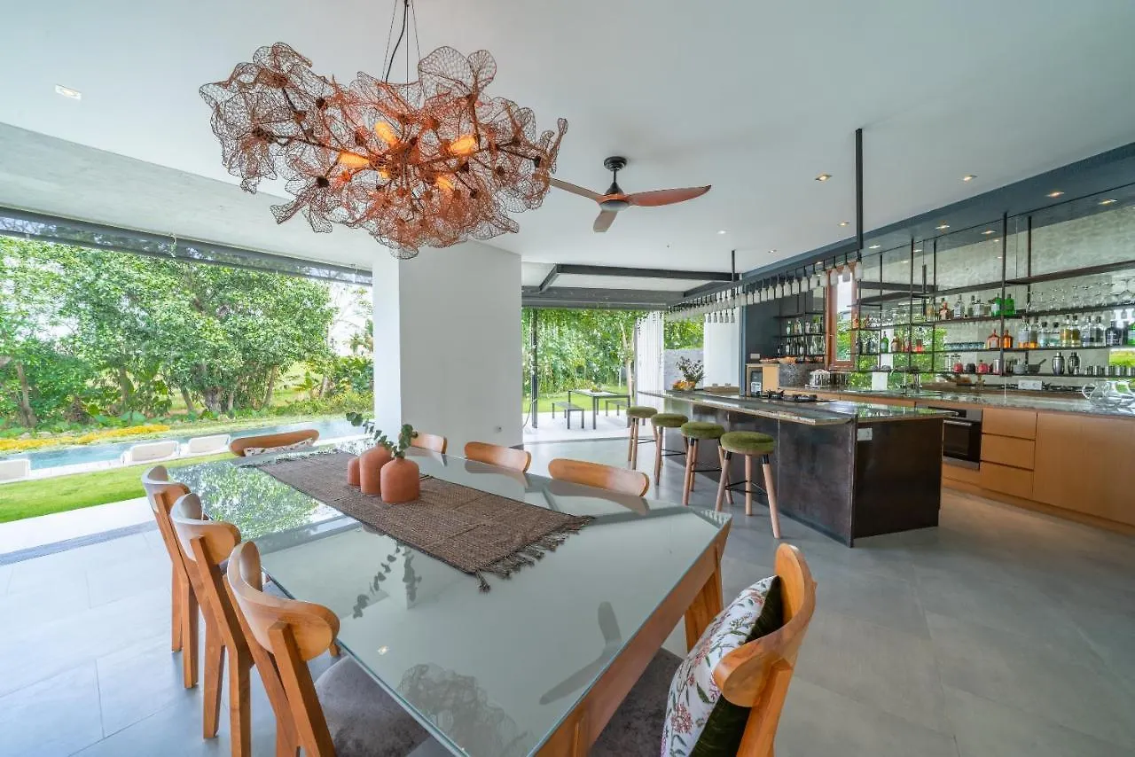 La Maison D'Ulysse - Luxury 4Br Villa Surrounded By Rice Paddies Kerobokan