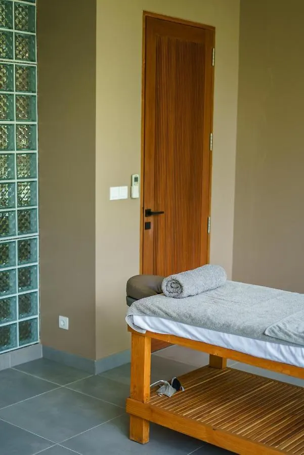 La Maison D'Ulysse - Luxury 4Br Villa Surrounded By Rice Paddies Kerobokan   Kerobokan (Bali)