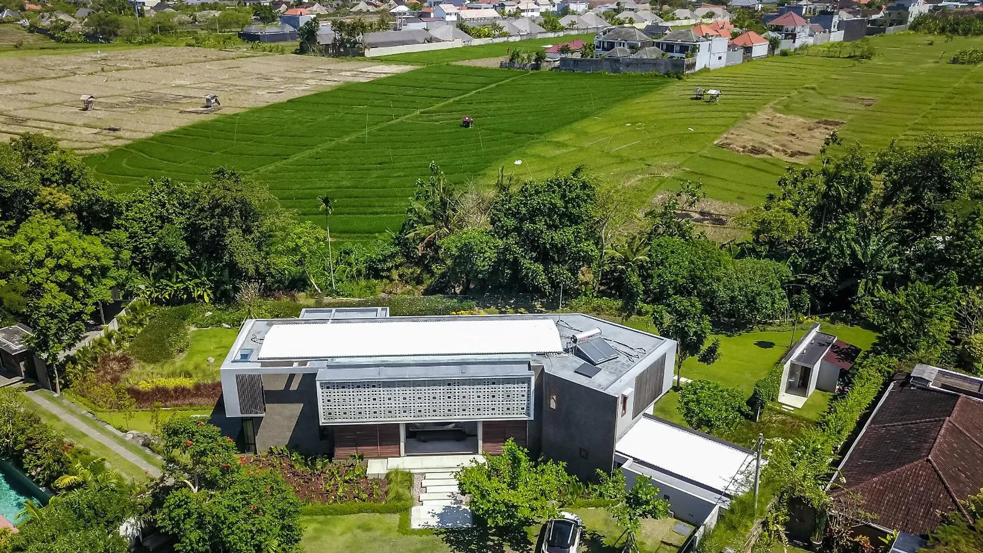 La Maison D'Ulysse - Luxury 4Br Villa Surrounded By Rice Paddies Kerobokan